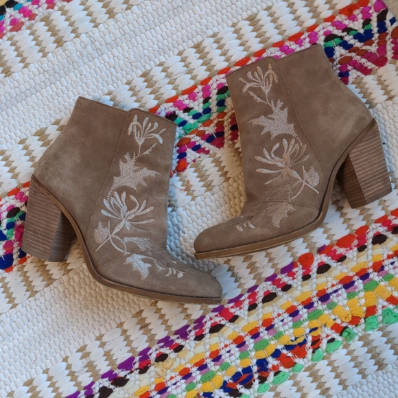 Lucky Brand Shoes - LUCKY BRAND boots